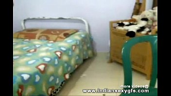 Sizzling Desi Unveiling Front On Web Cam  Indiansexygfs.com