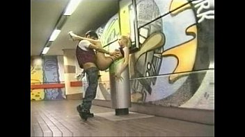 Fucky-fucky In Underground Station